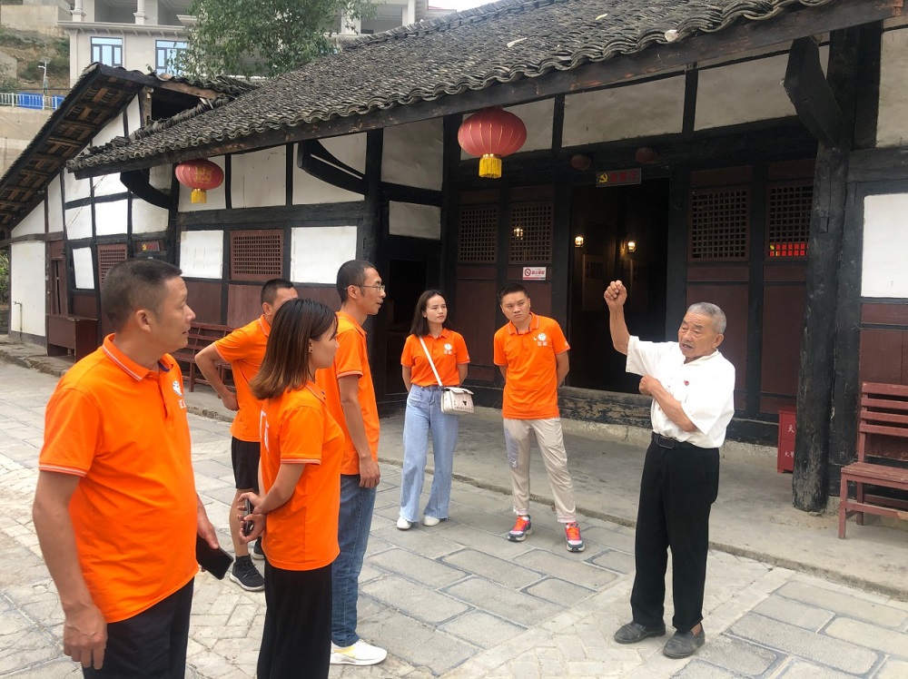 党建｜江航公司党支部开展“聆听天渠故事，传承大发精神”主题党日活动(图5)